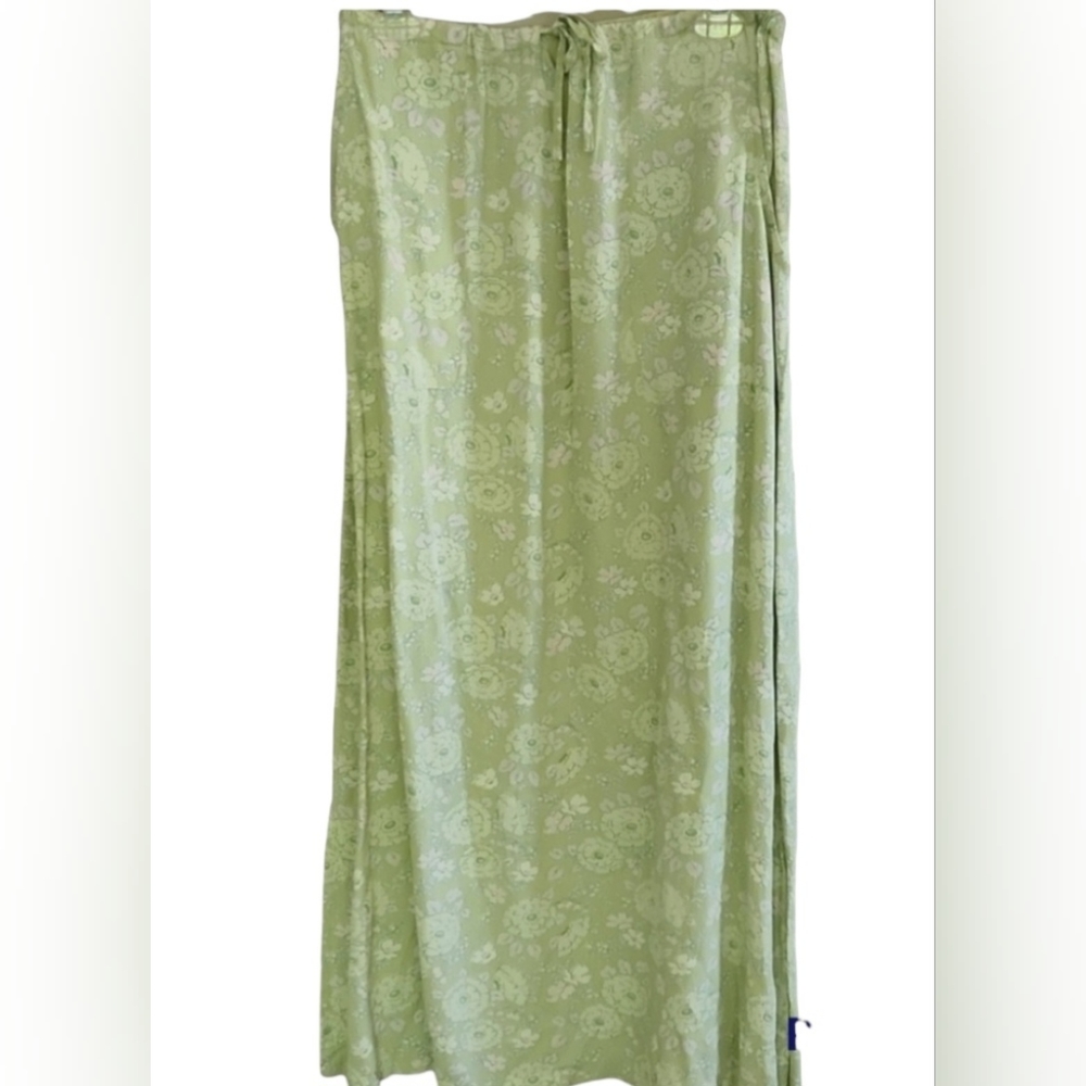 April Cornell Size L Long Floral Print Drawstring Front Pockets Very Lightweight